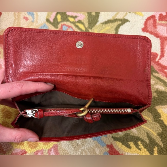 CHLOE Y2K Vintage Paddington Red Leather Bi-Fold Long Wallet W/ Added Crossbody - Picture 16 of 16